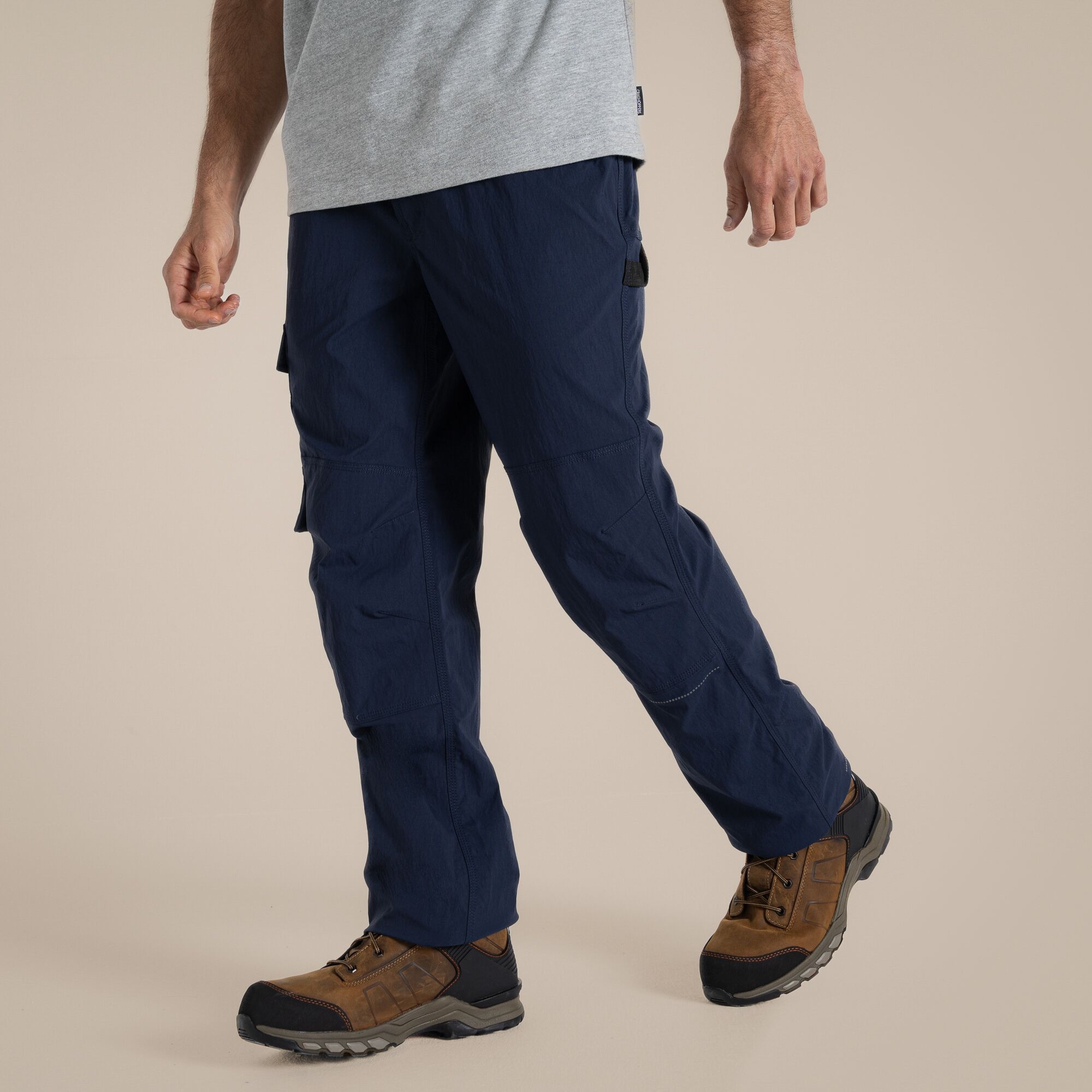 Craghoppers Men's Navy Bedale Stretch Cargo Workwear Trousers Size: 42R