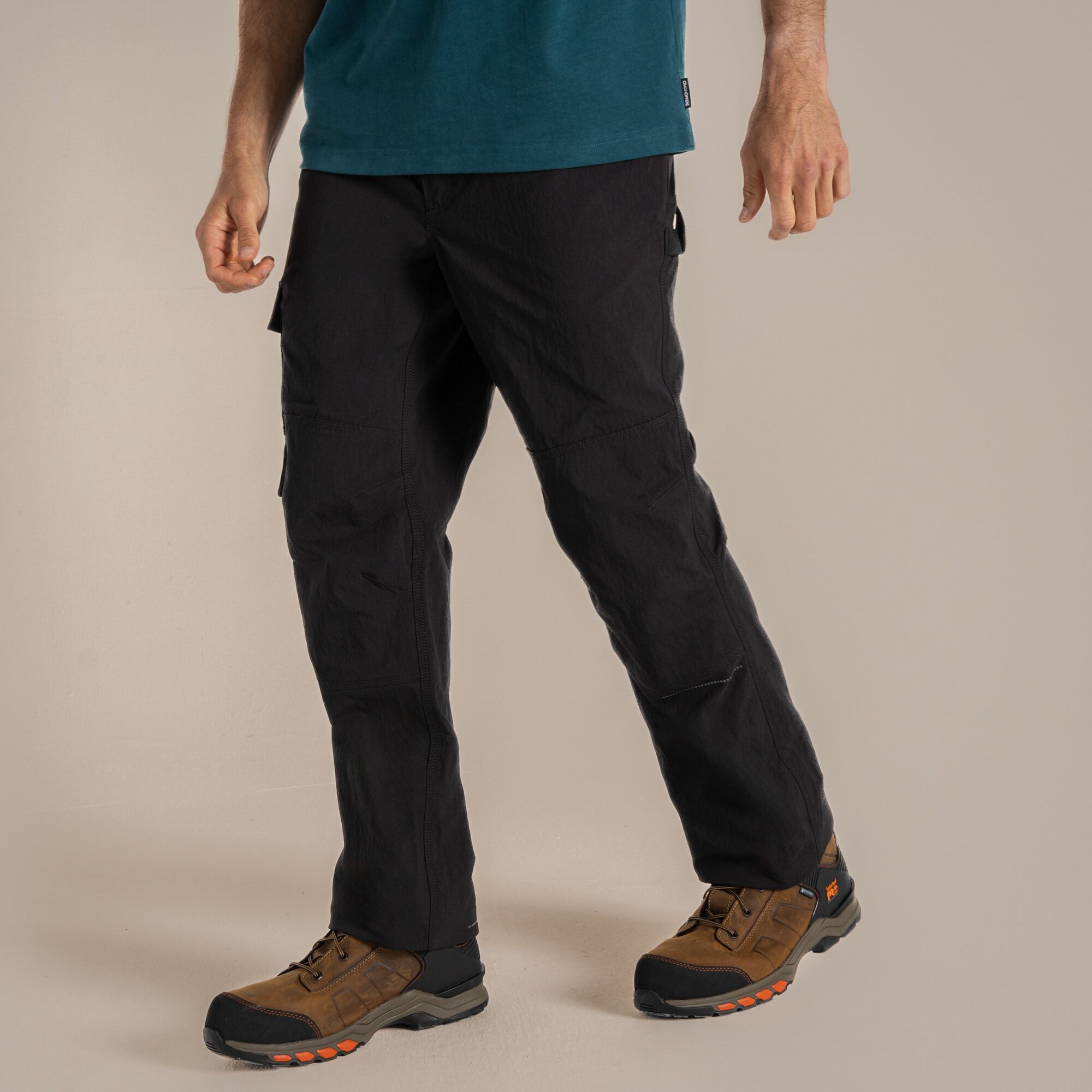 Craghoppers Men's Black Bedale Stretch Cargo Workwear Trousers Size: 32R