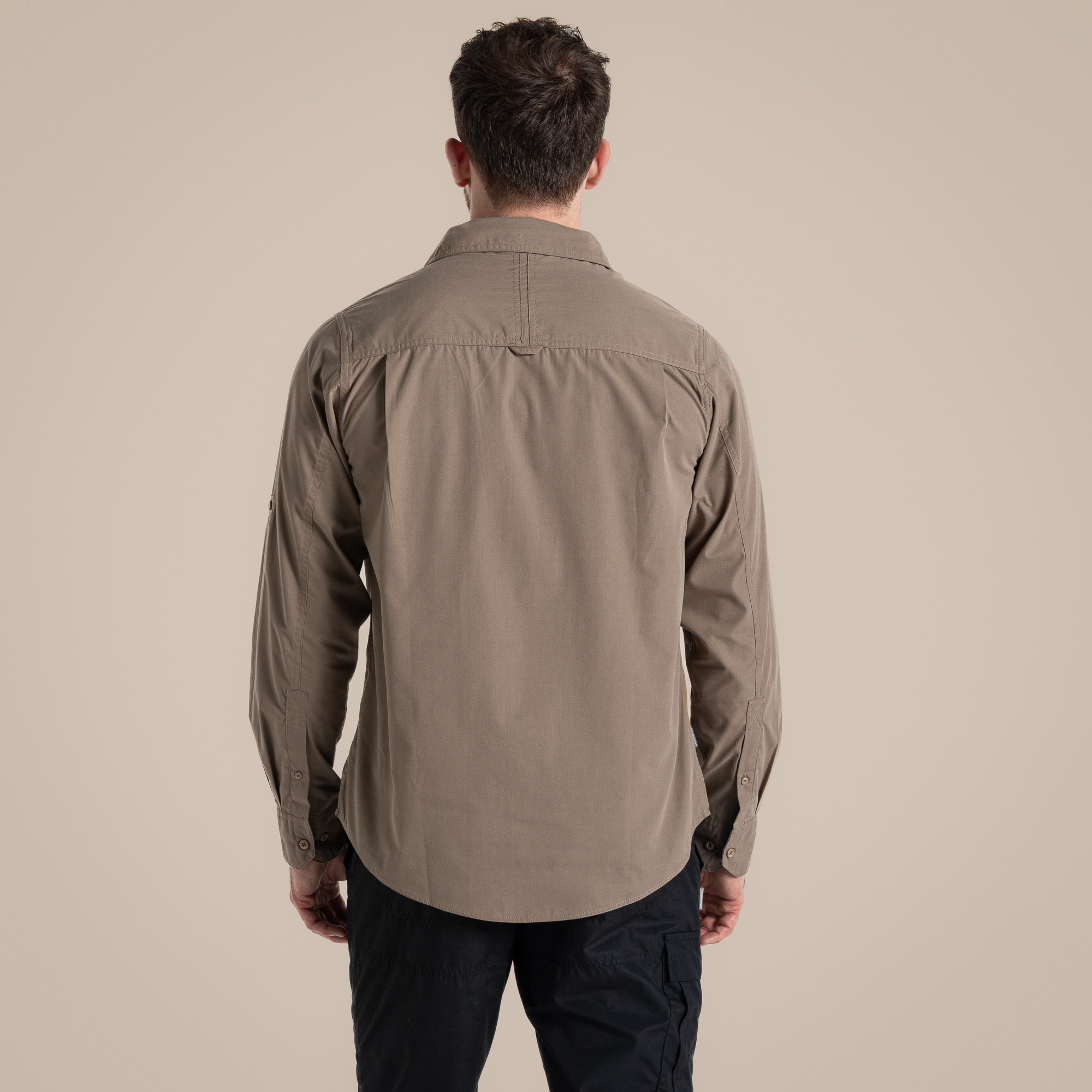 Craghoppers Expert Men's Kiwi Long Sleeved Shirt - Beige Medium - Image 1