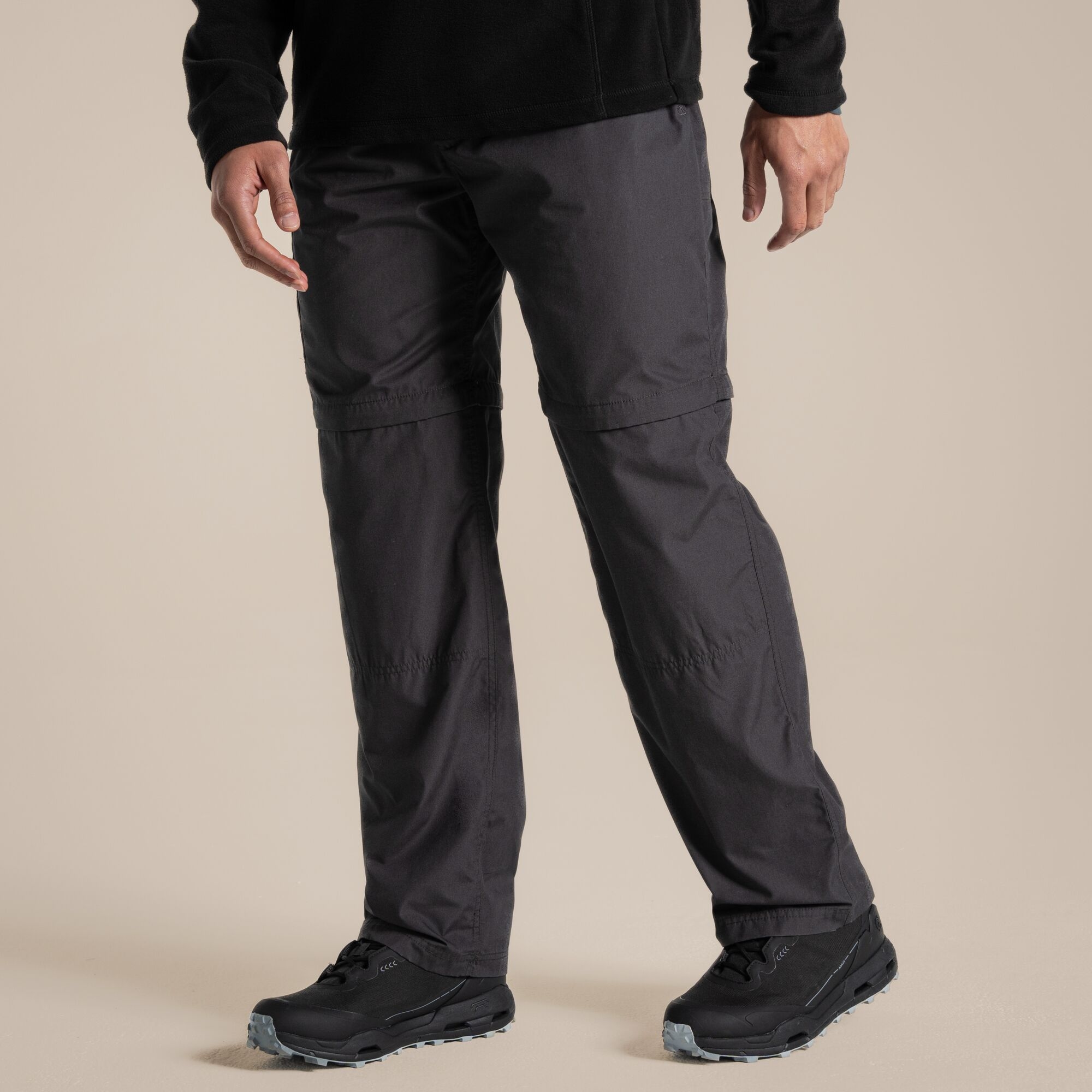 Craghoppers Men's Black Kiwi Convertible Trousers Size: 34R